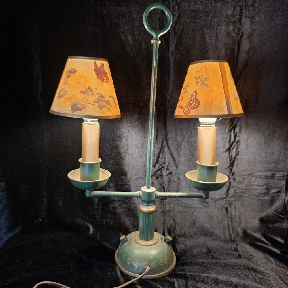 VTG Toleware Bouillotte-style Green 3-way lamp, 2 Arm w Shades. Mix of Old & New